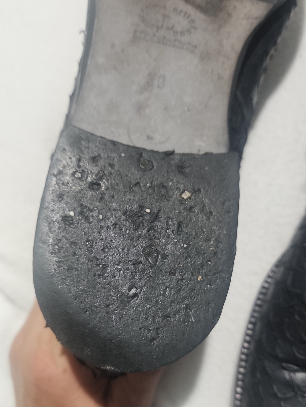 Black Textured Chelsea Boots Authentic python Leather . - Picture 9 of 9